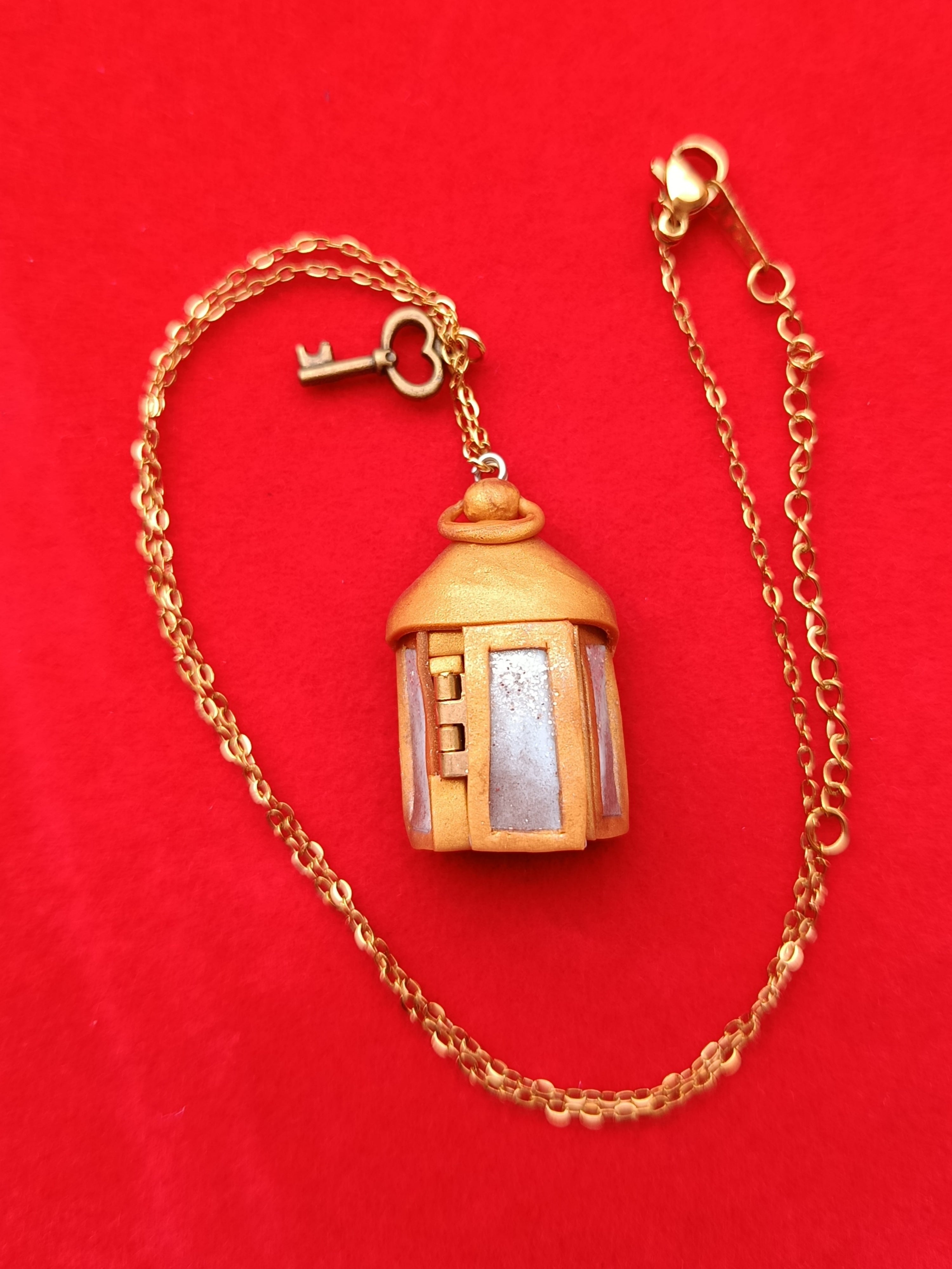 Collana dollhouse con finestrina Lanterna Trilly