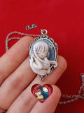 Chills, Collana