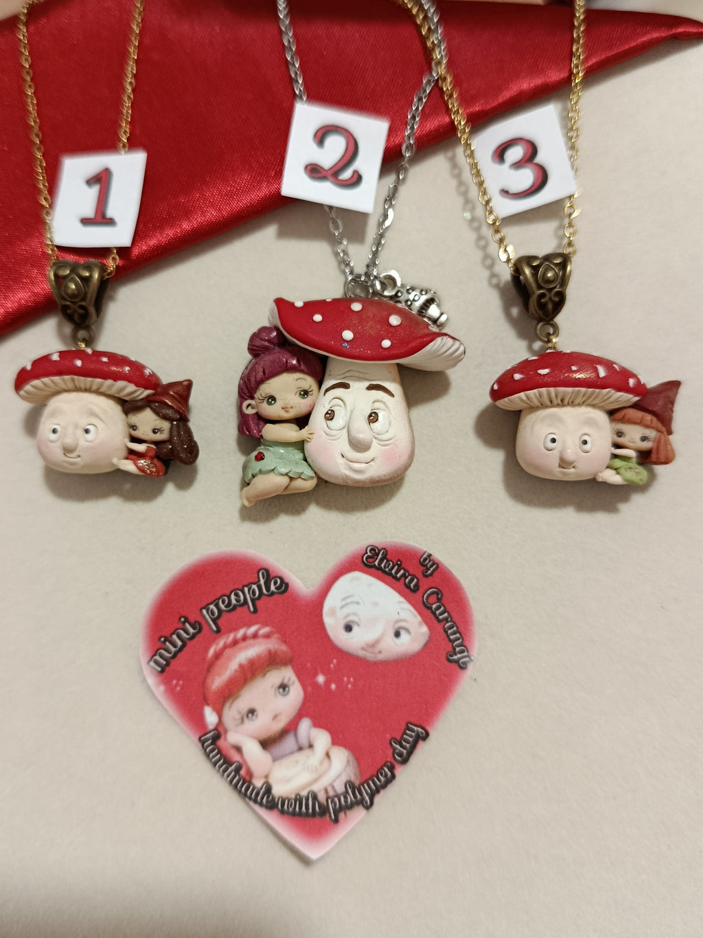 Collana gnomo con fungo