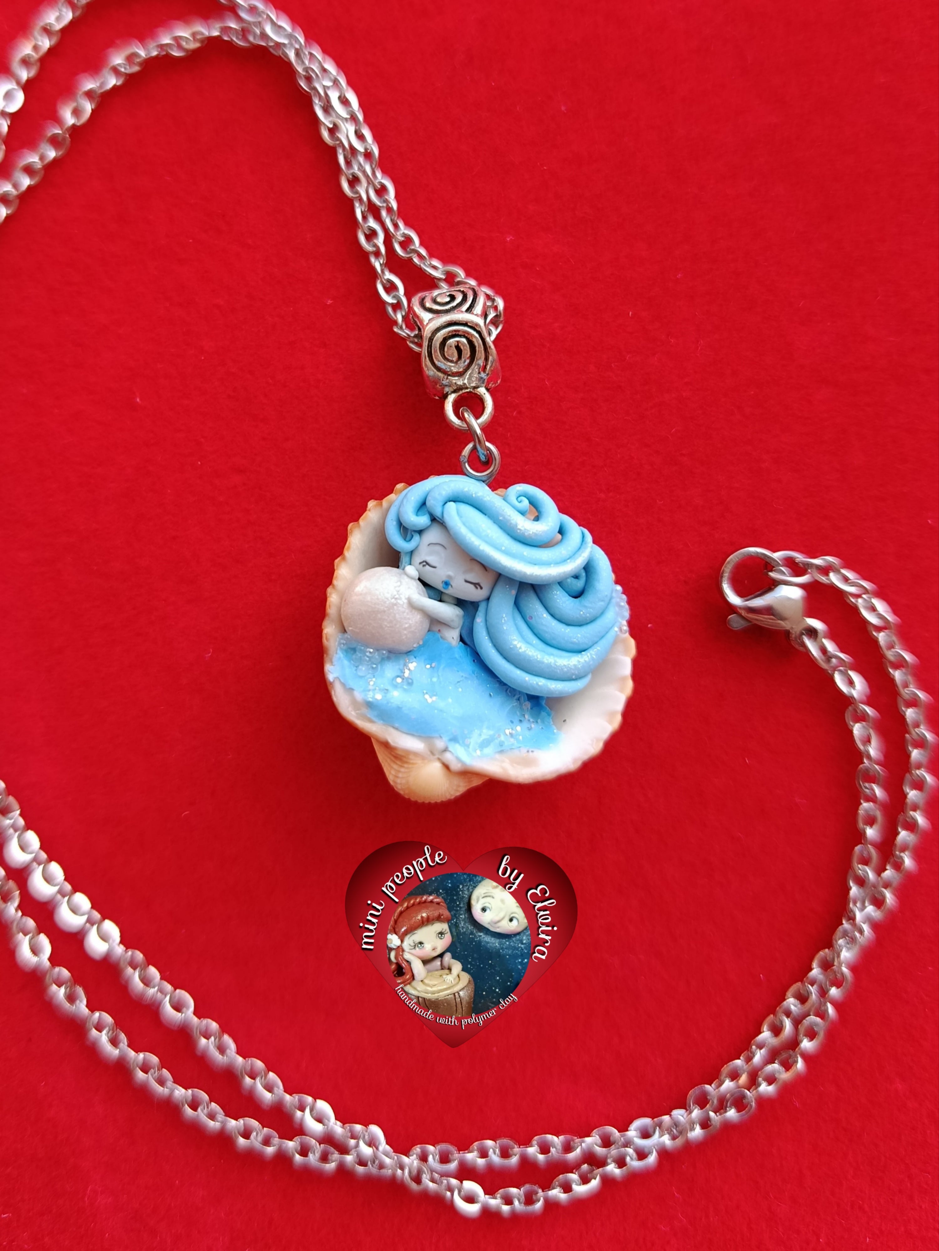 Collana ondina in conchiglia