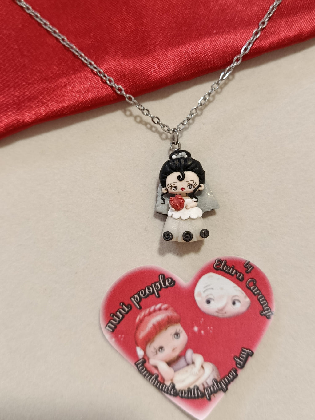 Collana sposa fantasma Lucia paffutella