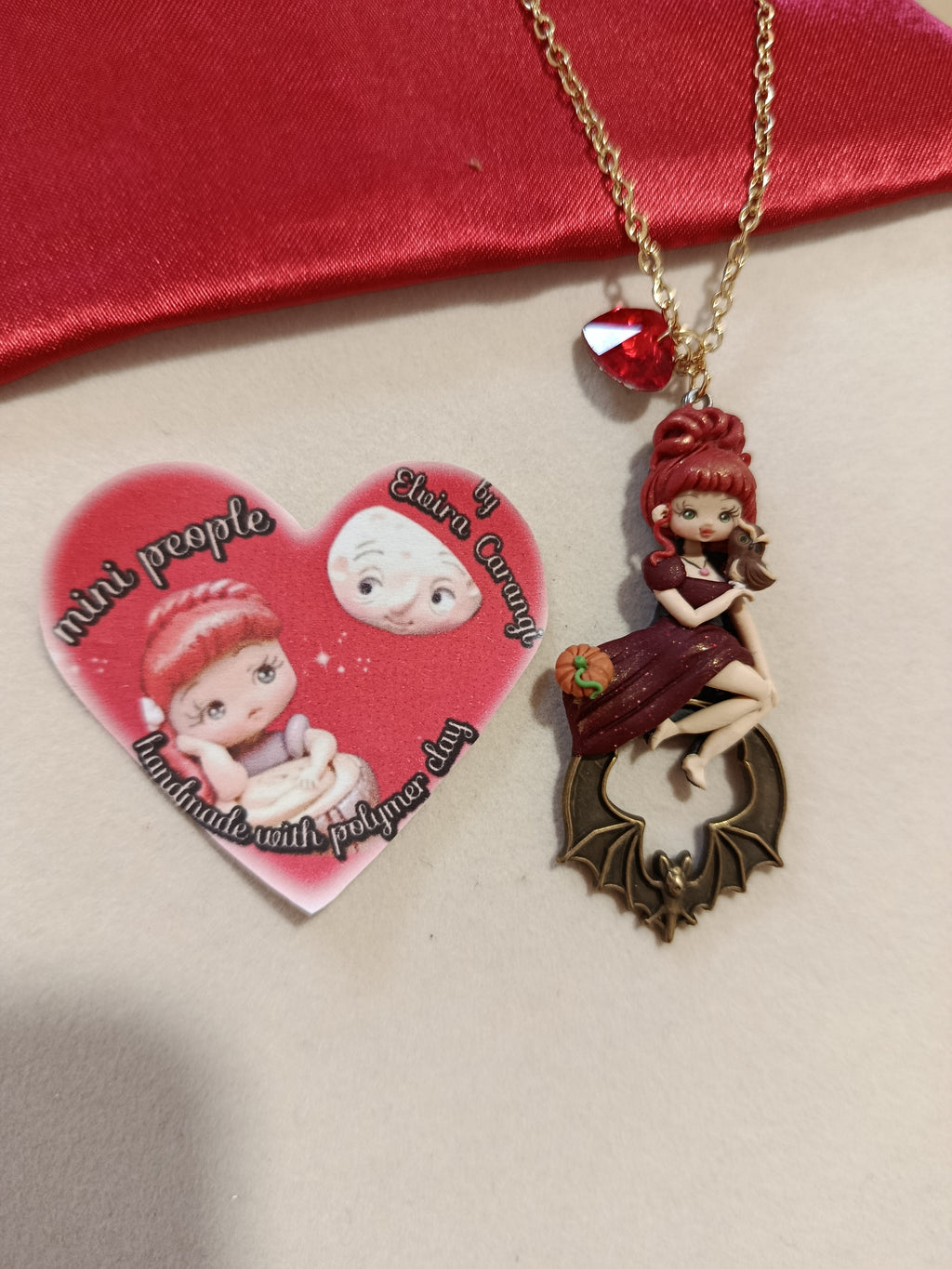 Collana Strega Susie