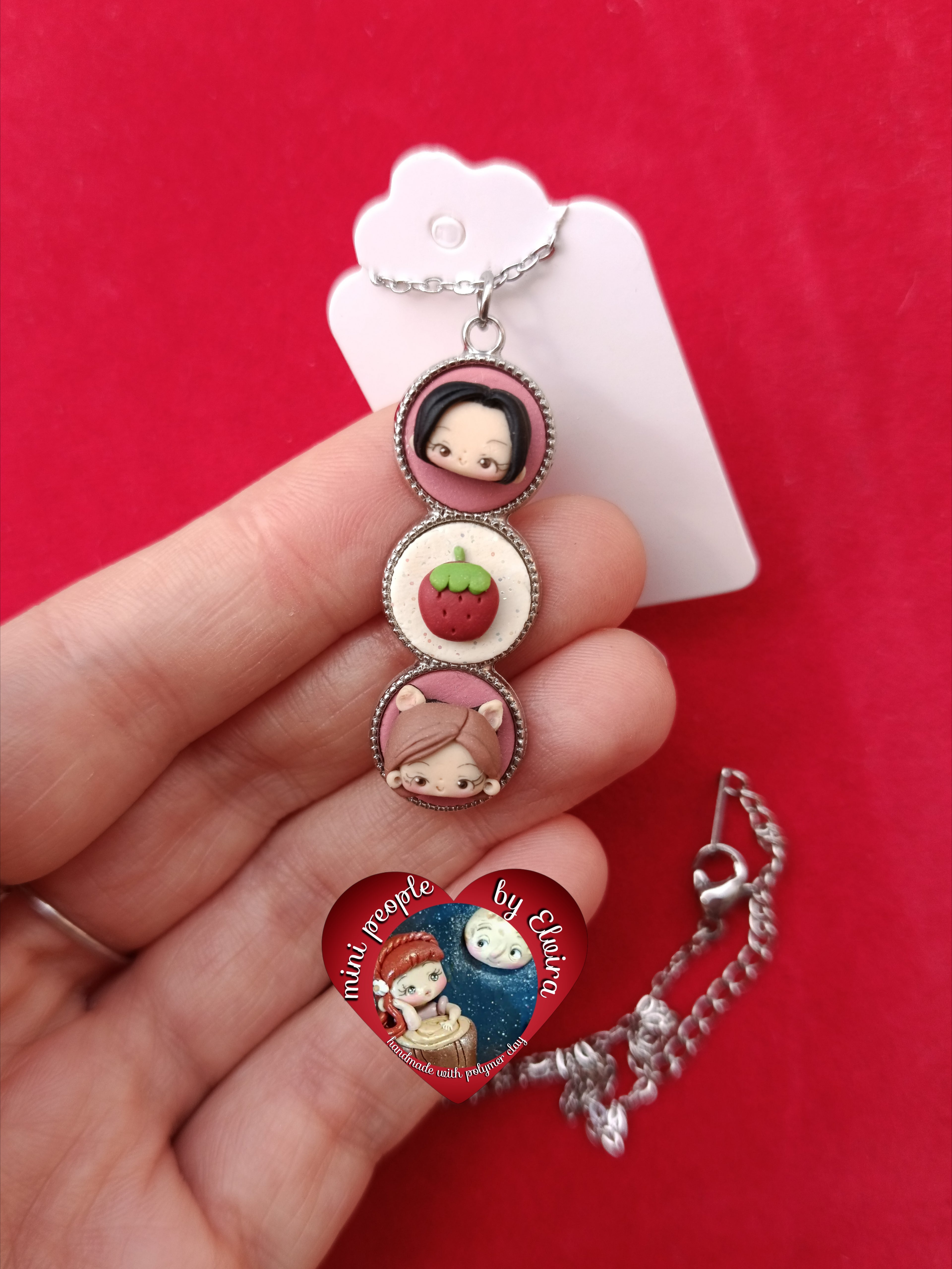 Collana nana hachi